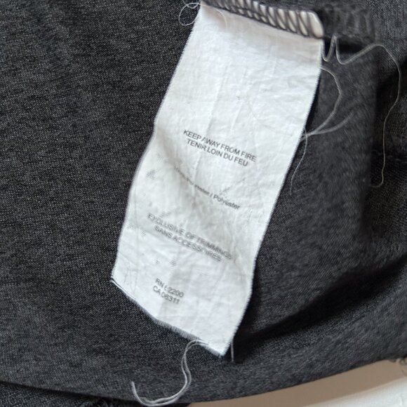 PUMA Women’s Athletic V-Neck T-Shirt Size M Gray Dry cell - Picture 8 of 13